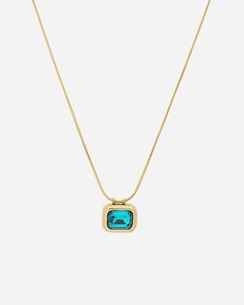 collar-blue-june