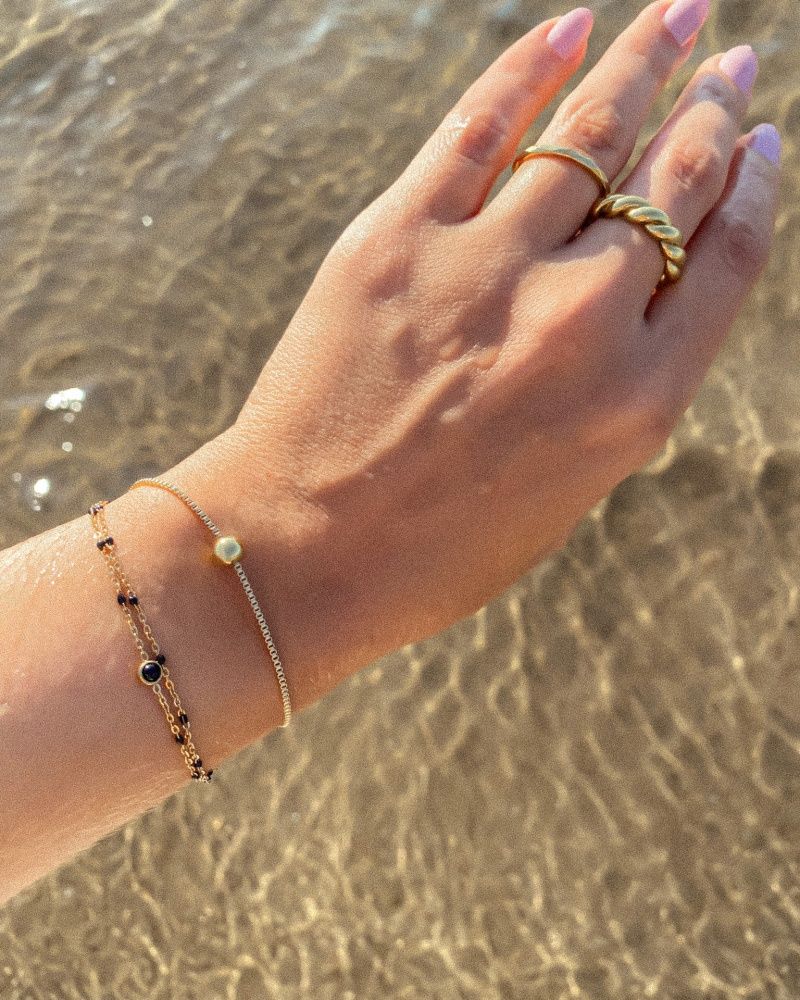 pulsera-doble-black-dots.