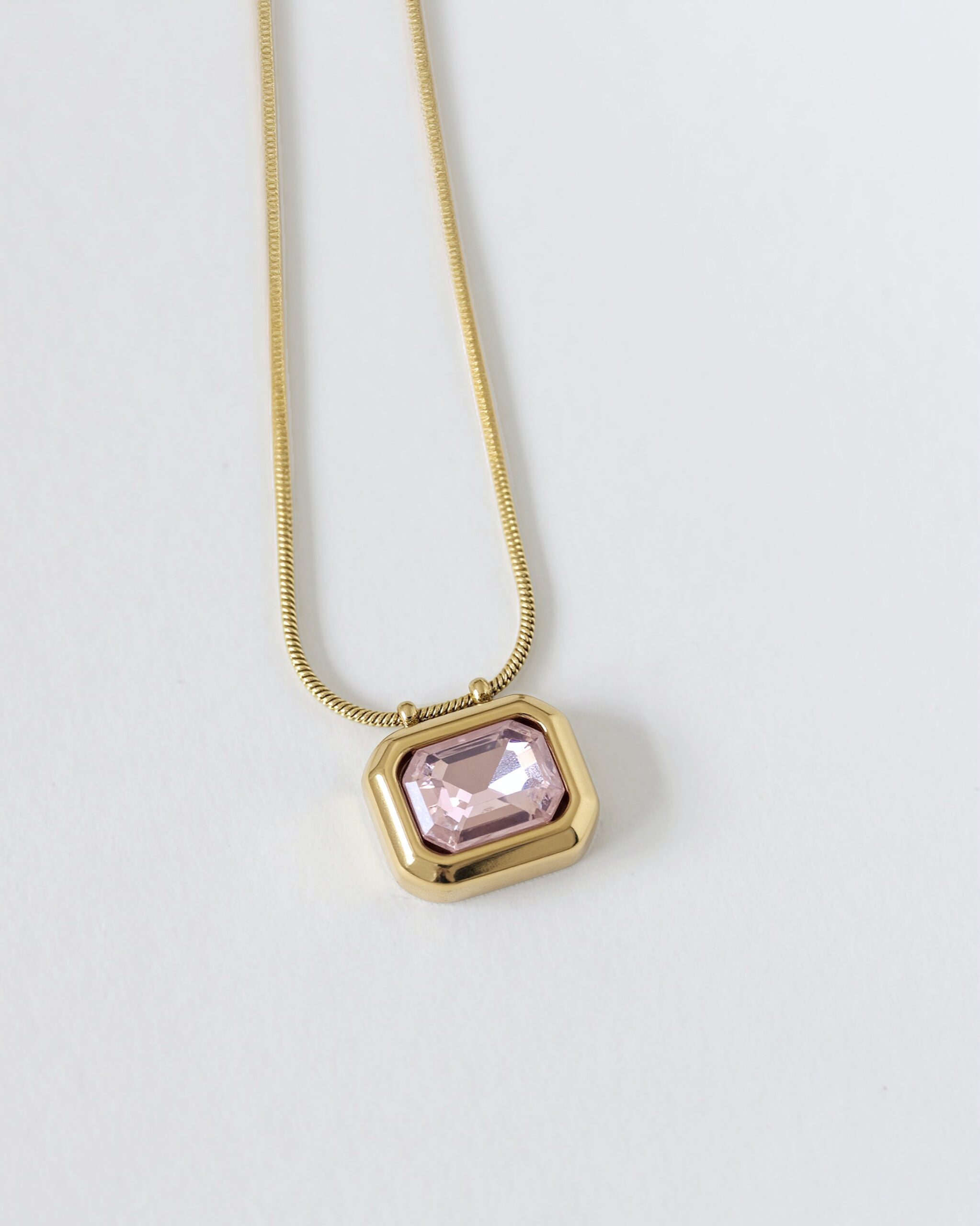pink-june-necklace-2